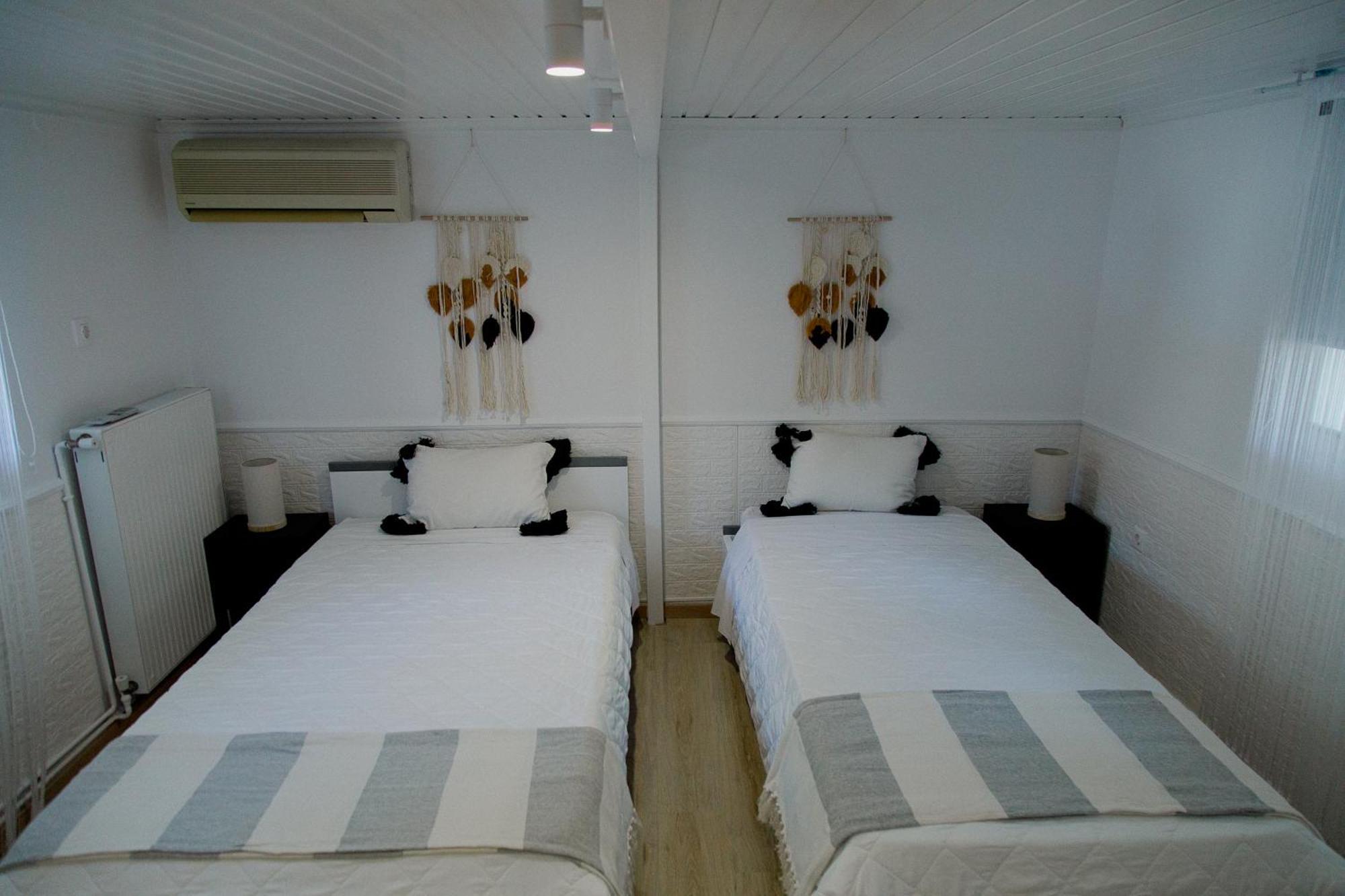 Iris Garden Retreat Apart otel Corinth Dış mekan fotoğraf