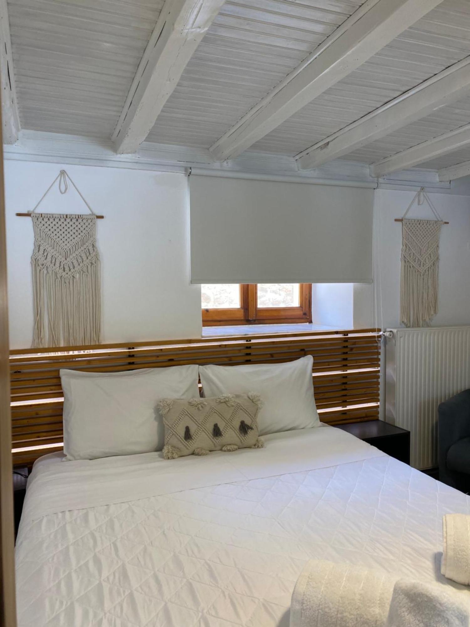 Iris Garden Retreat Apart otel Corinth Dış mekan fotoğraf
