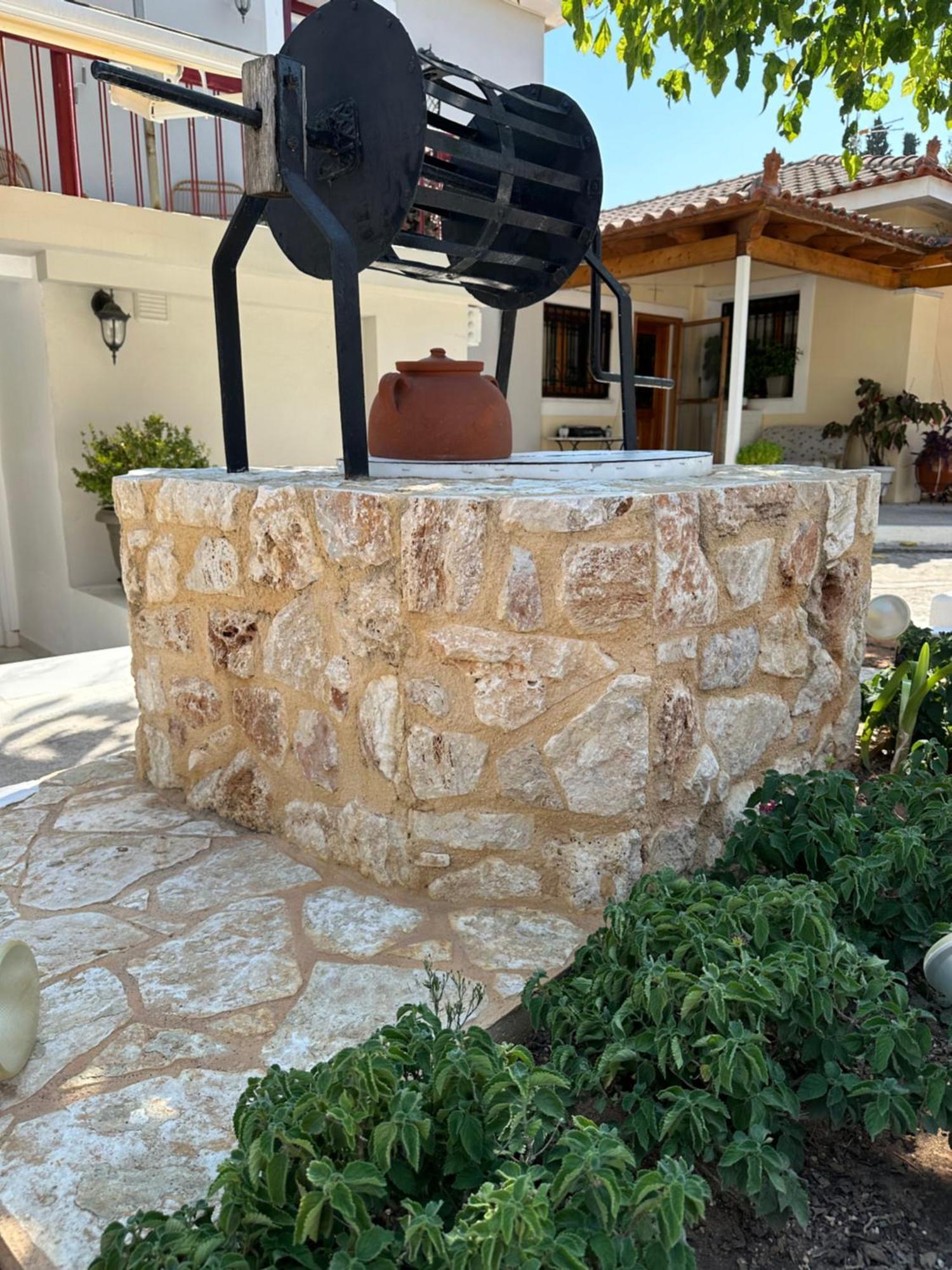 Iris Garden Retreat Apart otel Corinth Dış mekan fotoğraf